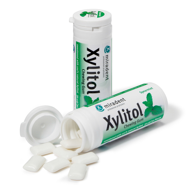 3087065_1rGF3VkGreyjaK Miradent XYLITOL CHEWING GUM Spearmint